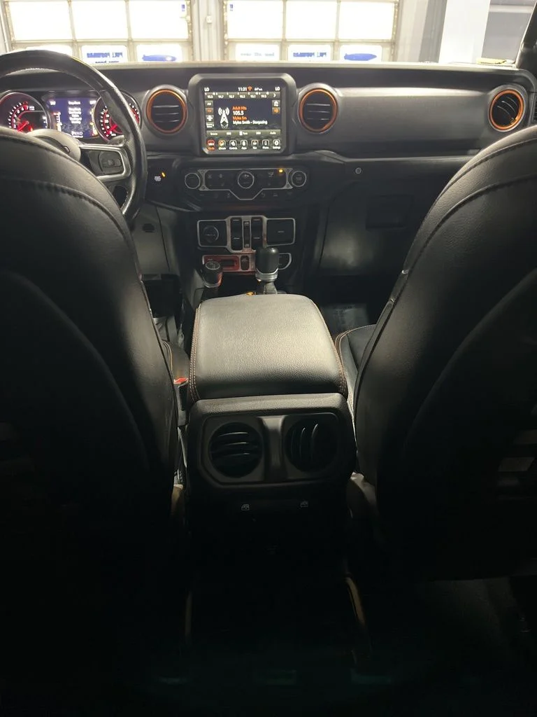 Used 2021 Sting-Gray Clearcoat Jeep Mojave image 37