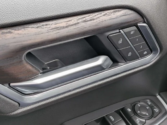 New 2026 Glacier White Tricoat GMC SLT image 24