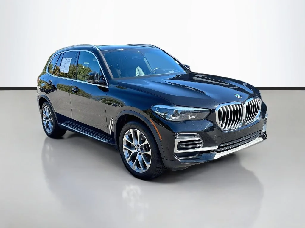 Used 2023 Jet Black BMW xDrive40i image 1