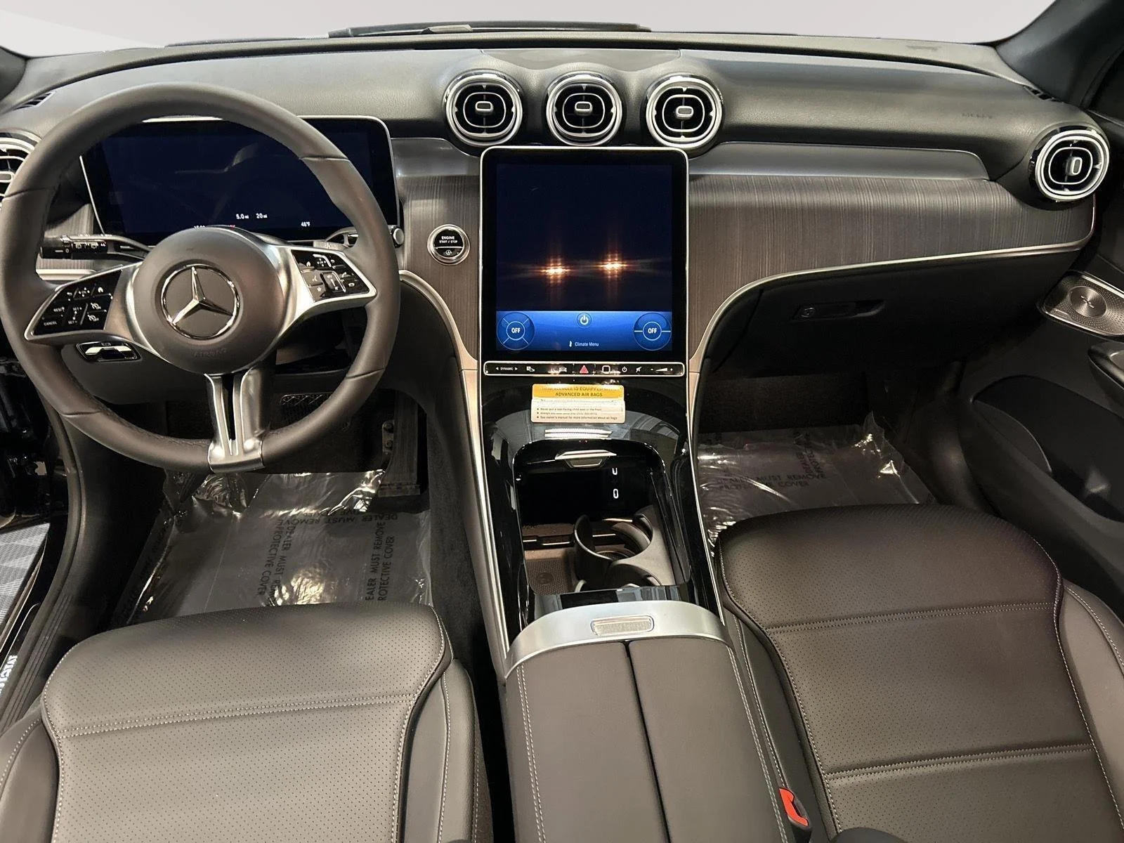 New 2026 BLACK Mercedes-Benz GLC 300 image 14
