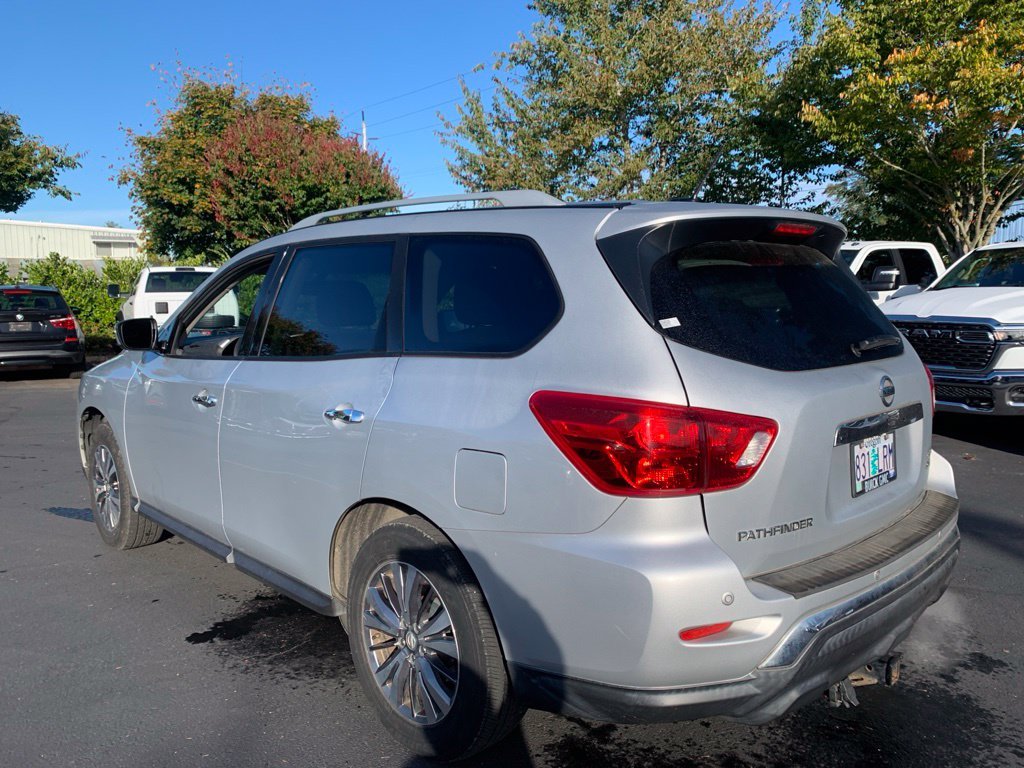 Used 2018 Silver Nissan SV image 2