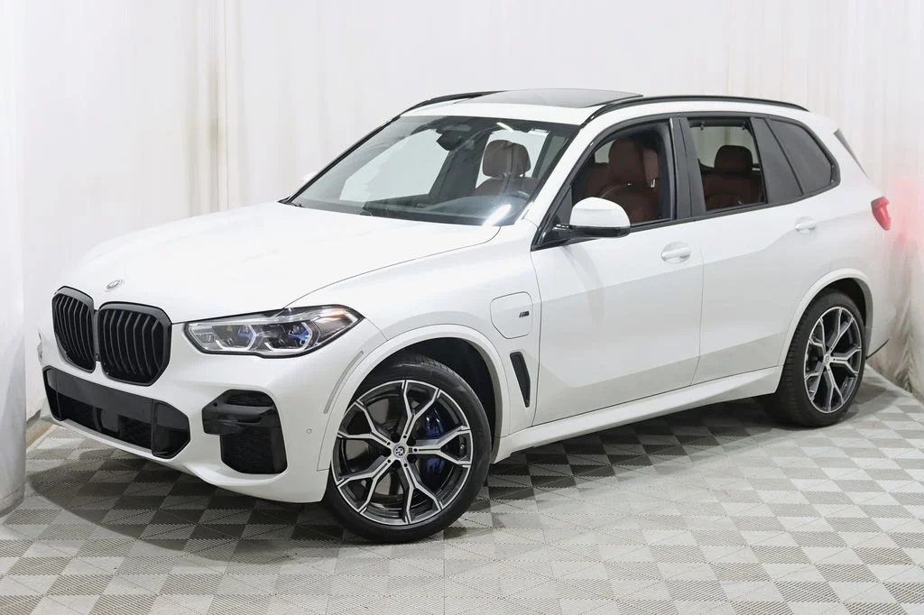 Used 2023 White BMW xDrive45e image 8