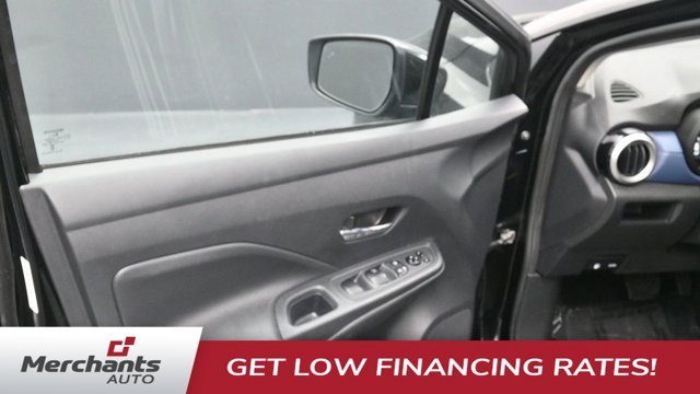 2025 Nissan Versa Sedan SV - Photo 12