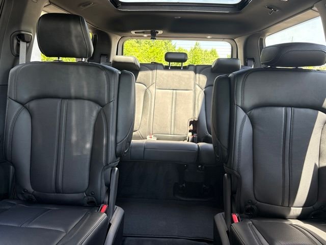 New 2026 High Gloss Black Exterior Paint Jeep Limited Reserve image 15