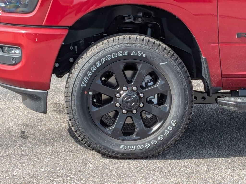 New 2026 Molten Red Pearl-Coat Exterior Paint RAM Laramie image 11