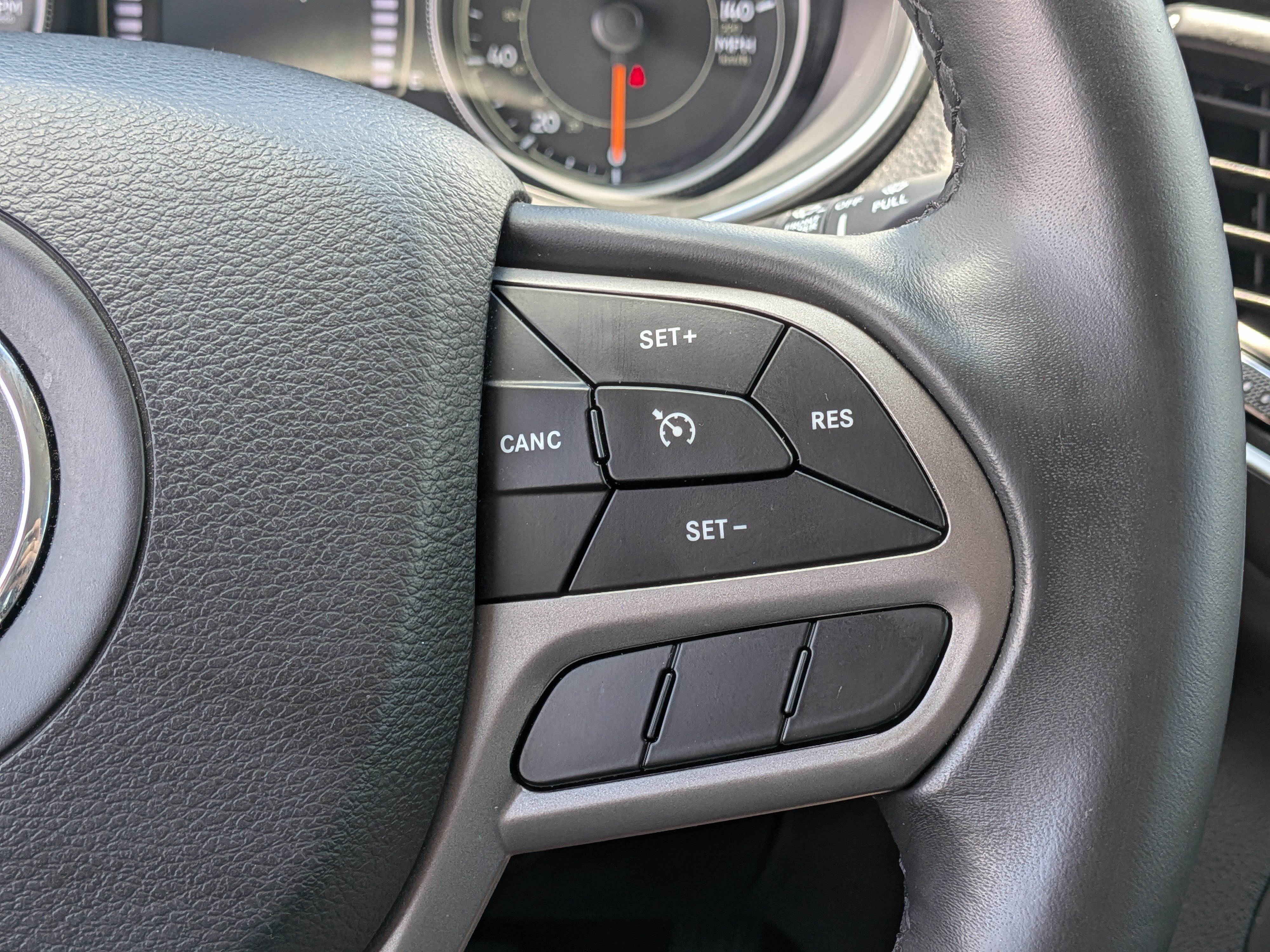 2019 Jeep Cherokee Latitude Plus - Photo 26