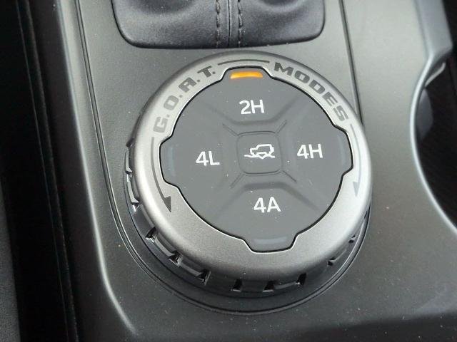 New 2026 Desert Sand Ford Badlands® image 22
