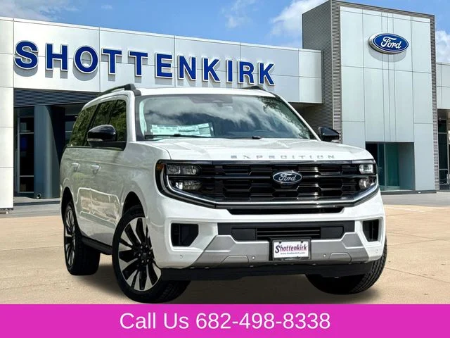 New 2026 Star White Metallic Tri-Coat Ford Platinum® image 1