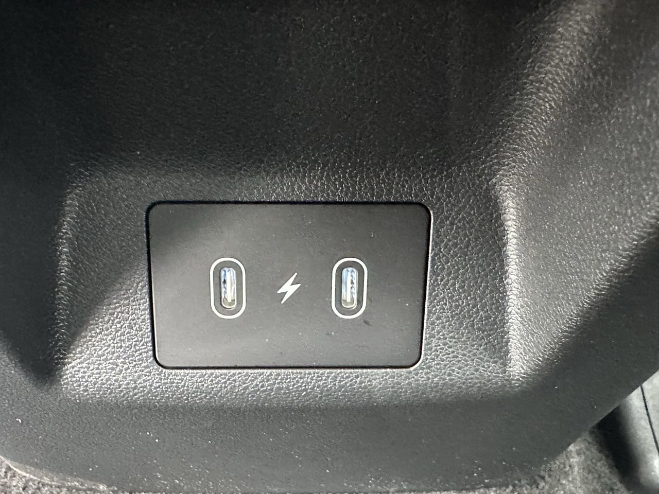 New 2026 Phantom Black Hyundai SEL image 3