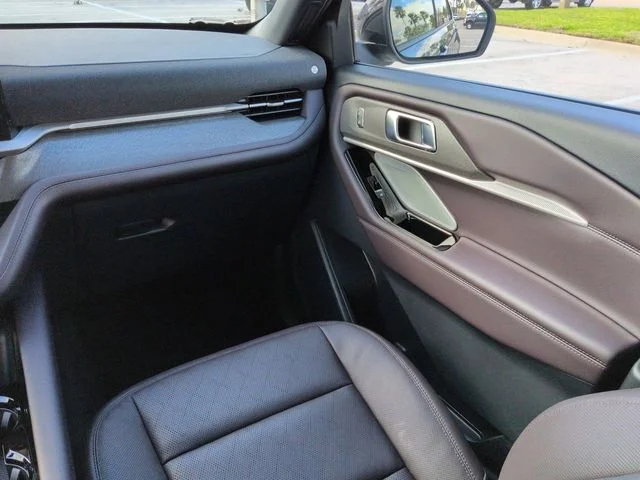 New 2026 Gray Ford Platinum image 17