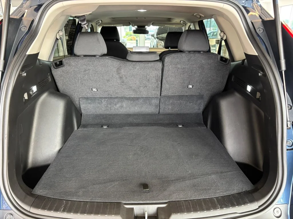 Used 2024  Honda EX image 29