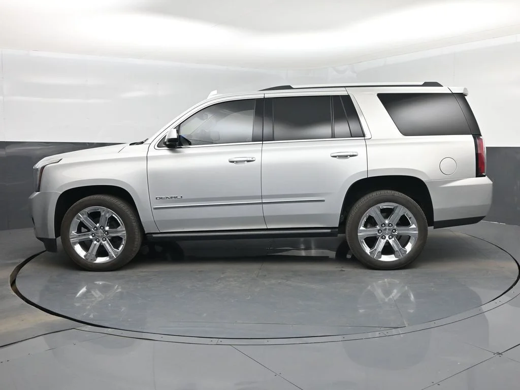 Used 2020 Silver GMC Denali image 10