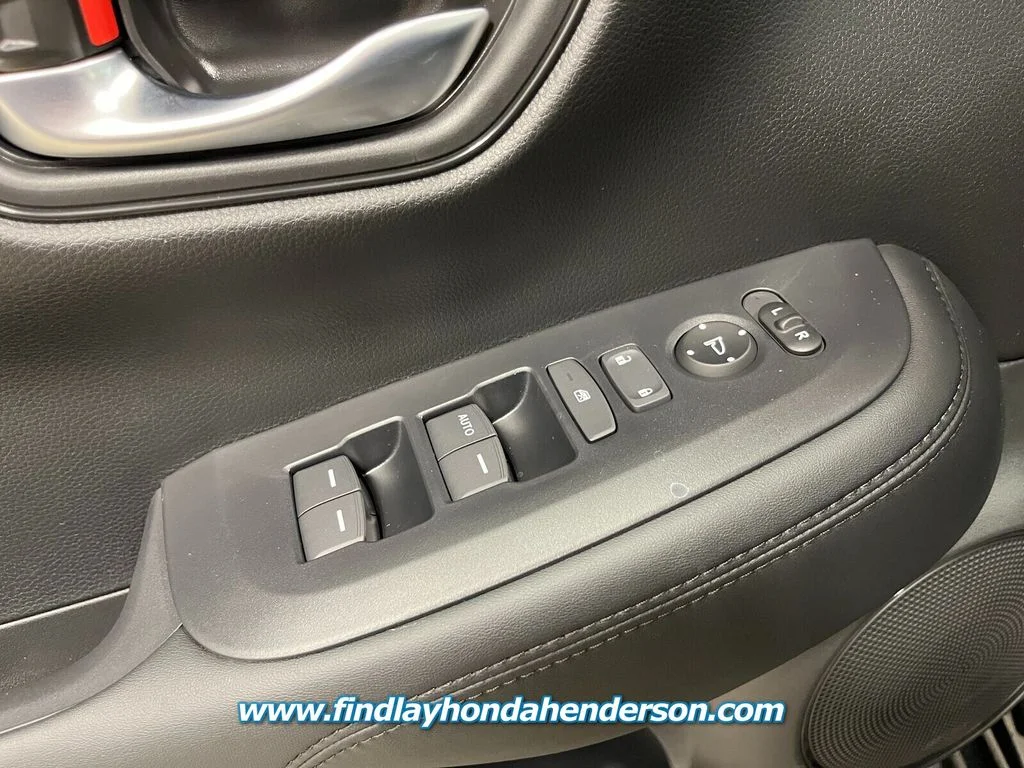 New 2027 Platinum White Pearl Honda LX image 12