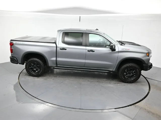 Used 2023 STERLING GRAY METALLIC Chevrolet ZR2 image 39