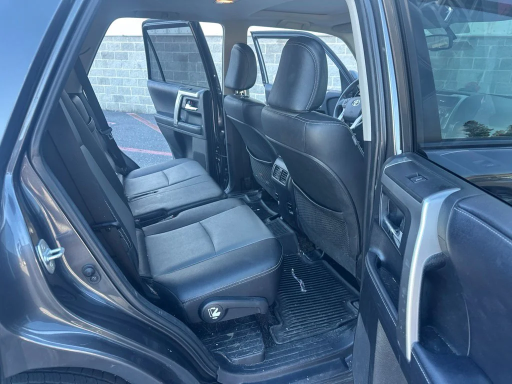 Used 2018 Magnetic Gray Metallic Toyota SR5 Premium image 12