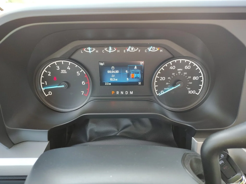 New 2026 Oxford White Ford F-250® XL image 15