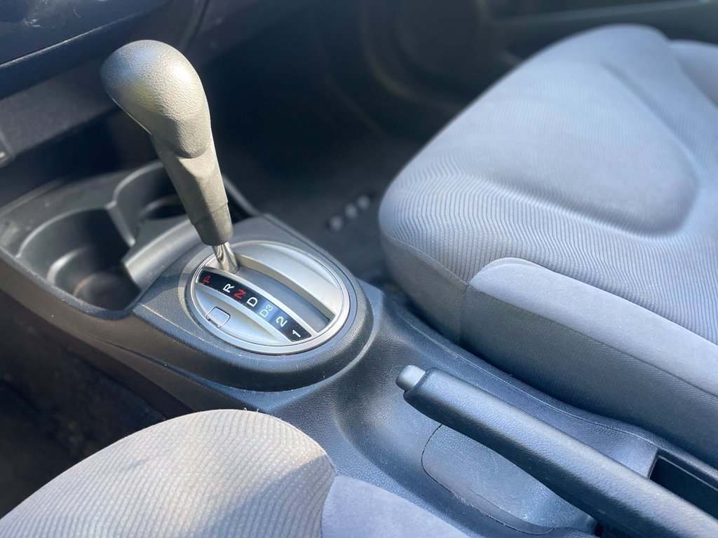Used 2010 White Honda Base image 14