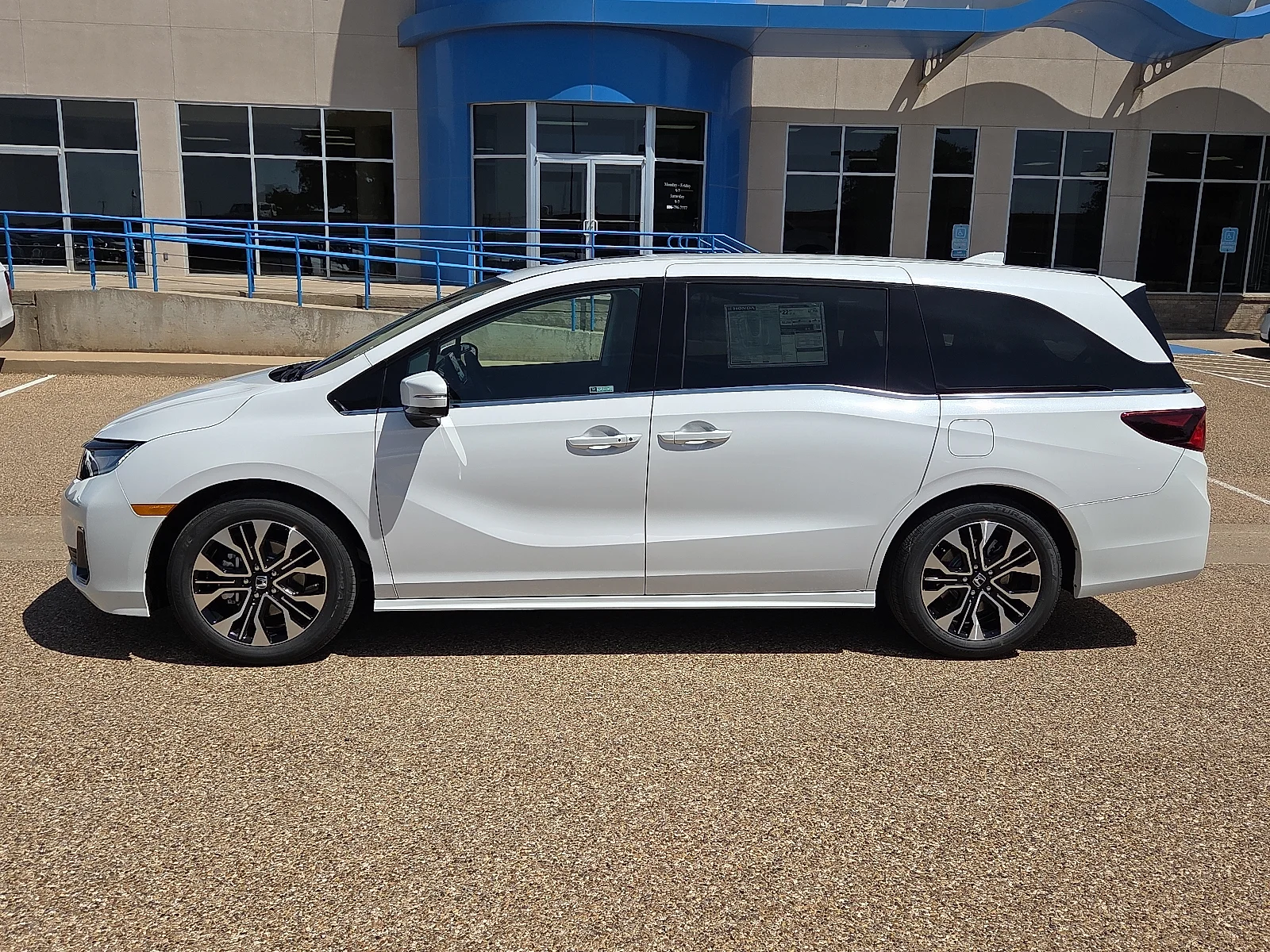 New 2026 Platinum White Pearl Honda Elite image 2