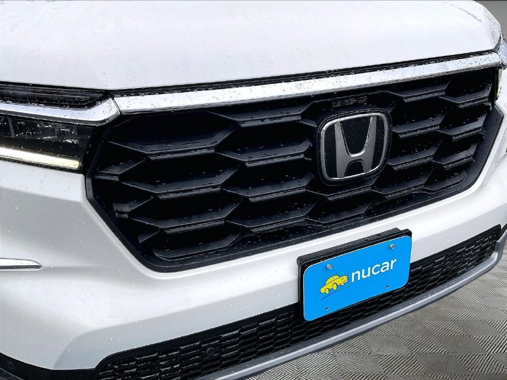 Used 2023 White Honda EX-L image 31