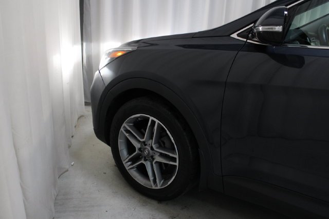 Used 2017 Blue Hyundai SE Ultimate image 36