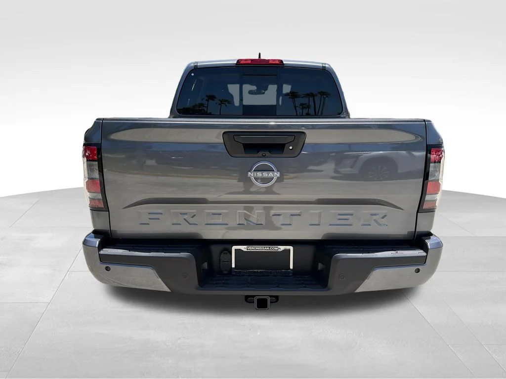 New 2026 Gun Metallic Nissan Crew Cab SV image 7