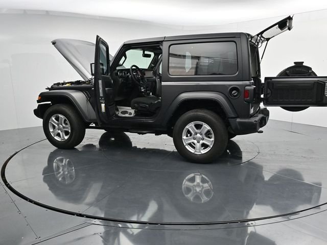 Used 2023 Gray Jeep Sport S image 41