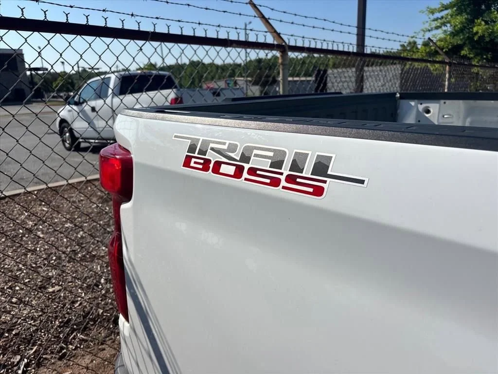 Used 2020 SUMMIT WHITE Chevrolet Custom Trail Boss image 10