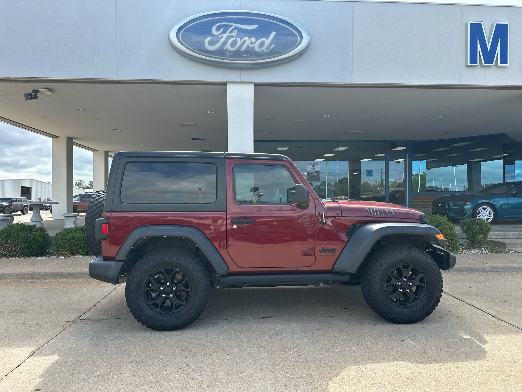 Used 2021 Snazzberry Pearlcoat Jeep Willys image 9