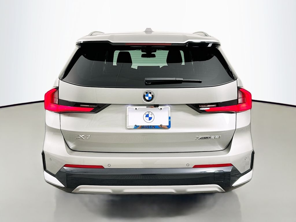 Used 2026 Space Silver Metallic BMW xDrive28i image 6