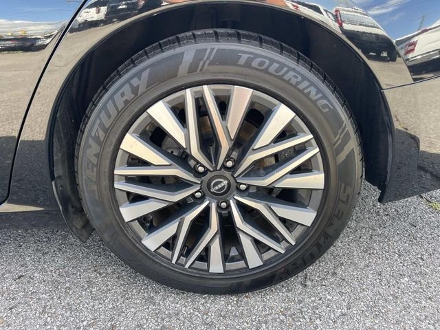Certified Used 2024 Black Nissan 2.5 SV image 11