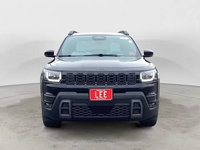 New 2026 Diamond Black Crystal Pearlcoat Jeep LIMITED 4X4 image 9