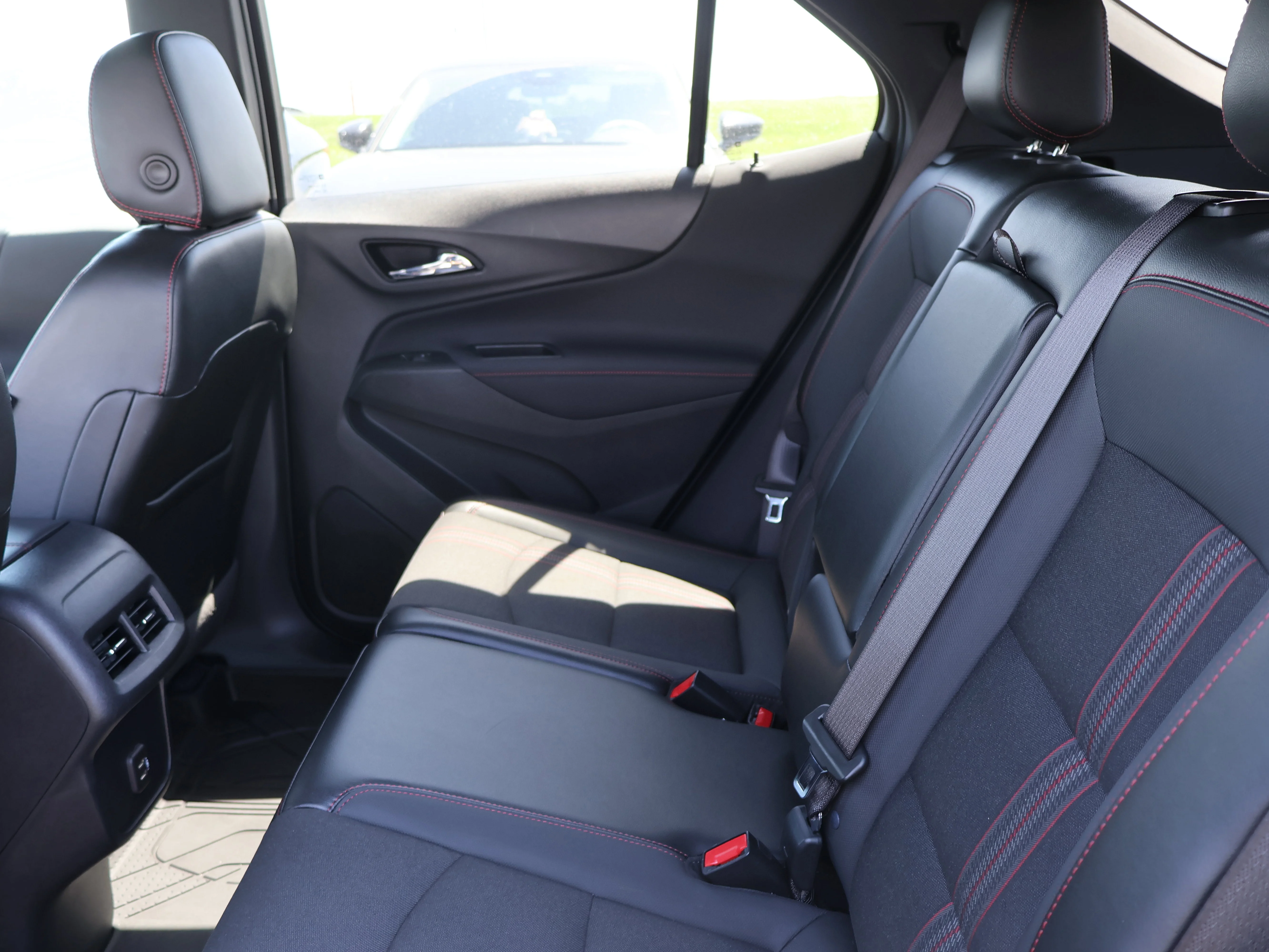 2023 Chevrolet Equinox RS - Photo 17