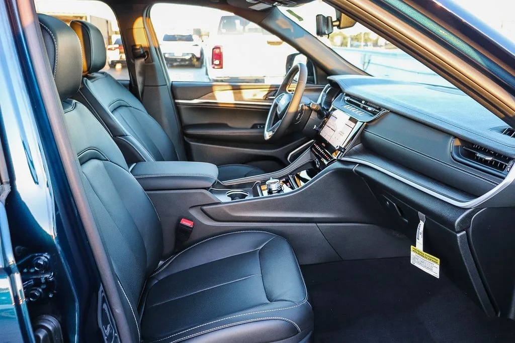 New 2026 Blue Jeep Limited Reserve image 20