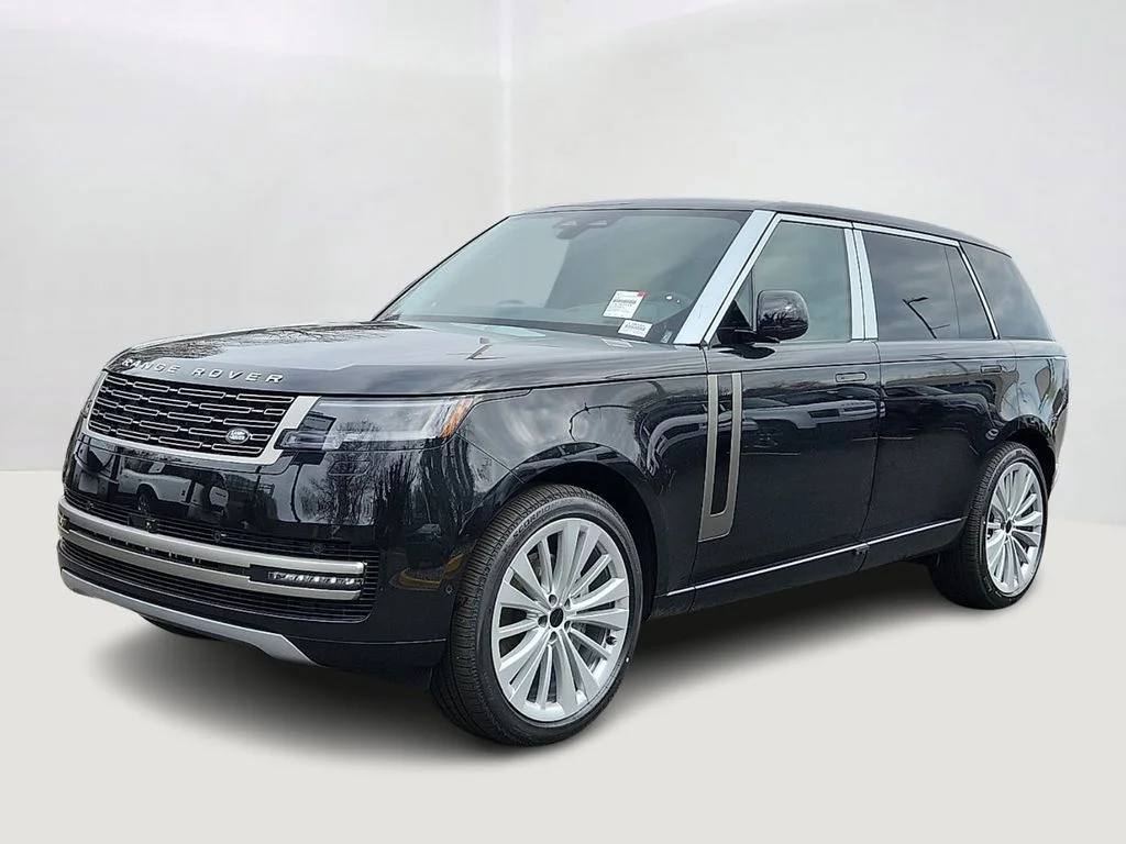 2026 Land Rover Range Rover 3.0 SE LWB 7's photo