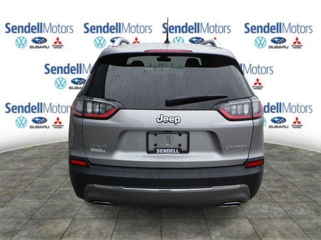 Used 2020 Silver Jeep Limited image 7