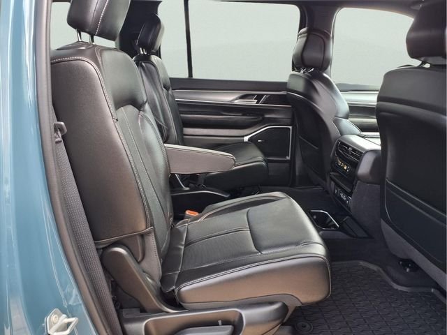New 2026 Steel Blue Exterior Paint Jeep Upland image 16