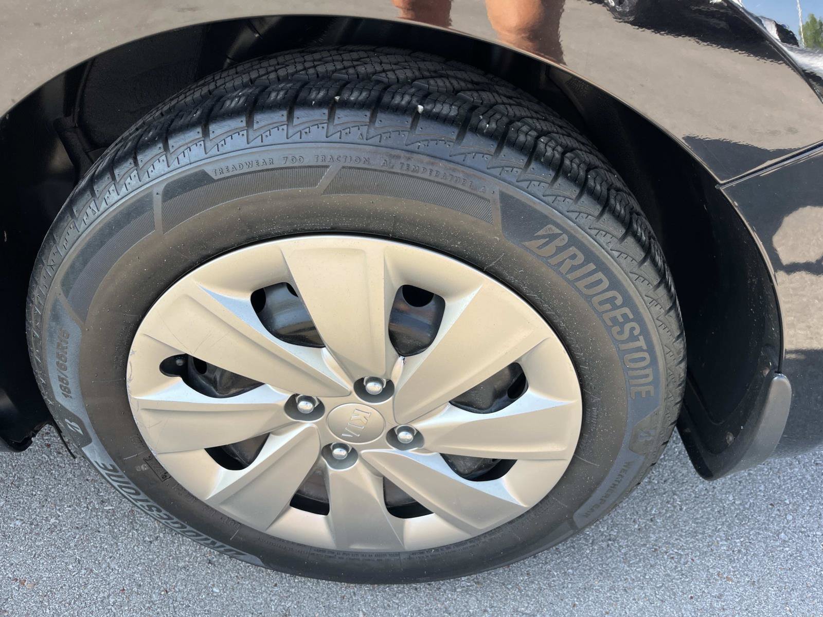 Used 2018 Aurora Black Kia LX image 11