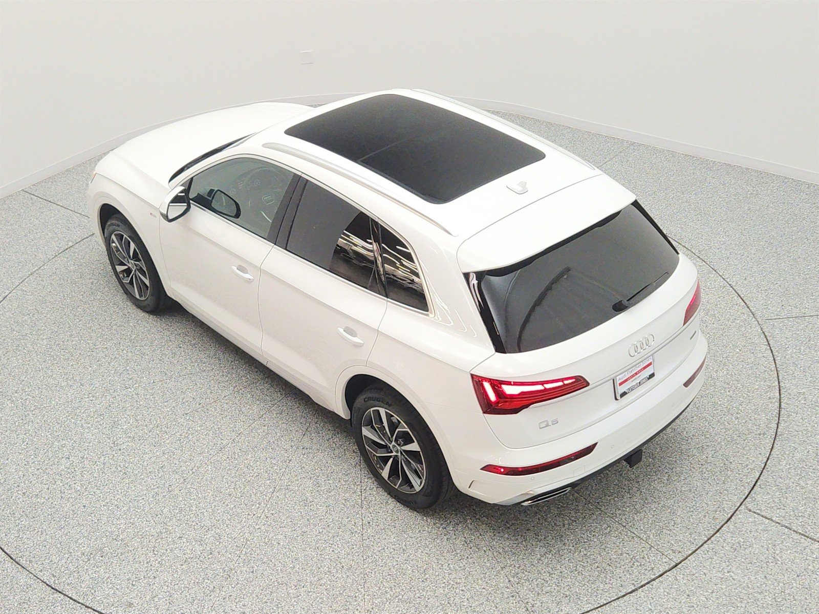 Used 2023 Ibis White Audi S line Premium Plus 45 TFSI quattro image 28