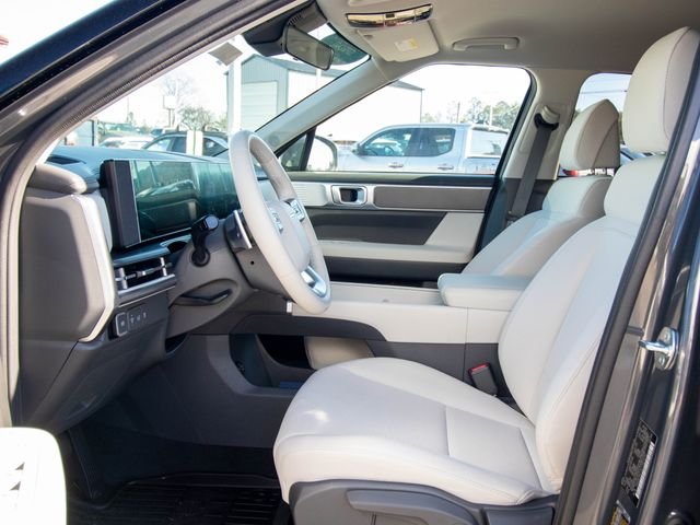 Certified Used 2026 Gray Hyundai SE image 8