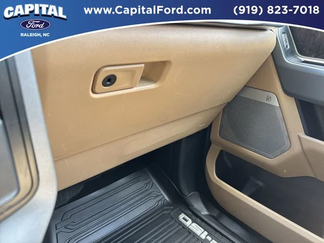 Used 2023 White Ford Lariat image 28