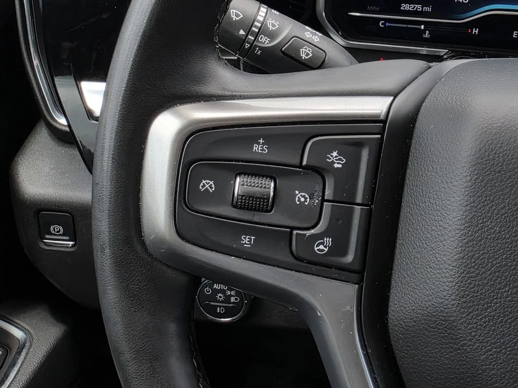 Used 2025 Sterling Gray Metallic Chevrolet LT image 28