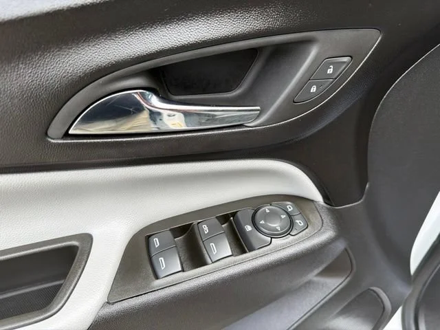 Used 2024 Summit White Chevrolet LS image 22