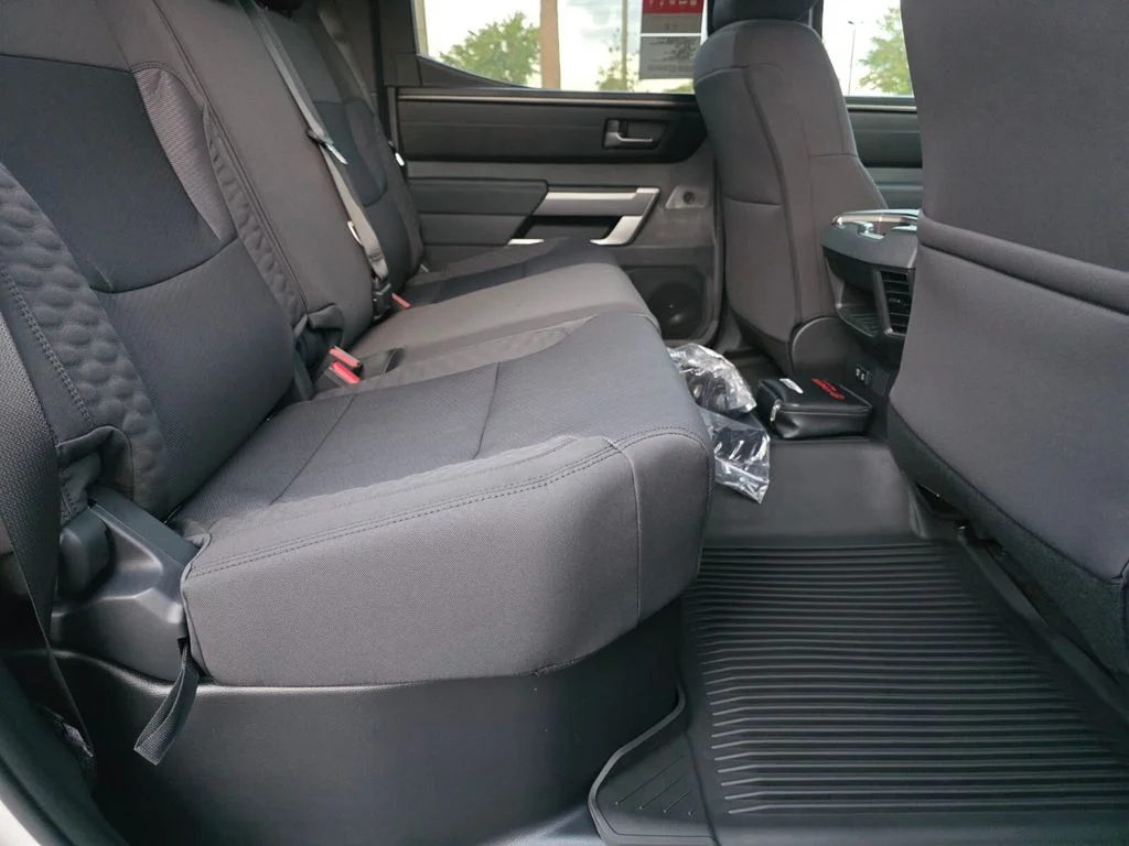 2026 Toyota Tundra SR5 - Photo 17