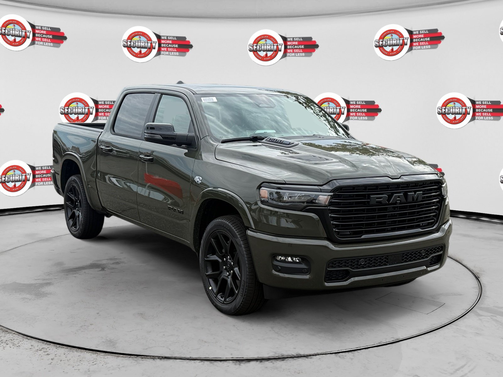New 2026 Tank Exterior Paint RAM Laramie image 7