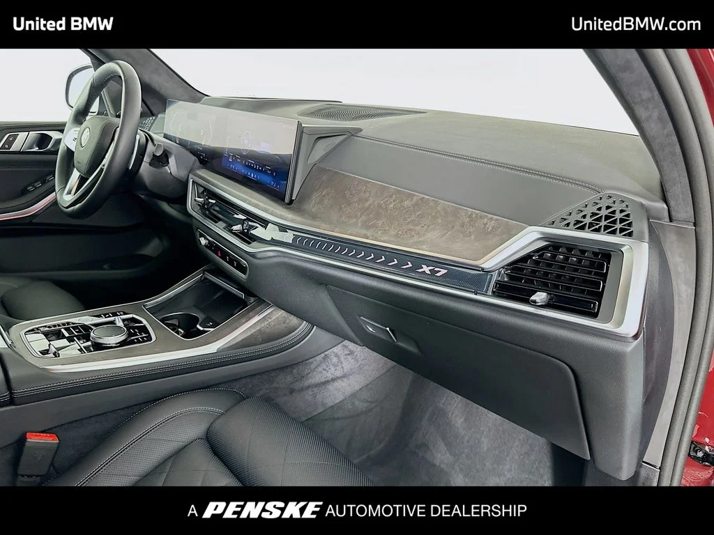 2025 BMW X7 40i - Photo 30