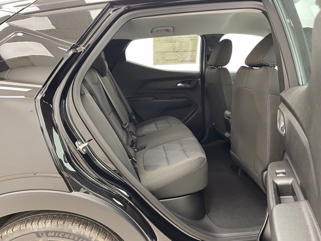 New 2027 Mosaic Black Metallic Chevrolet LT image 14