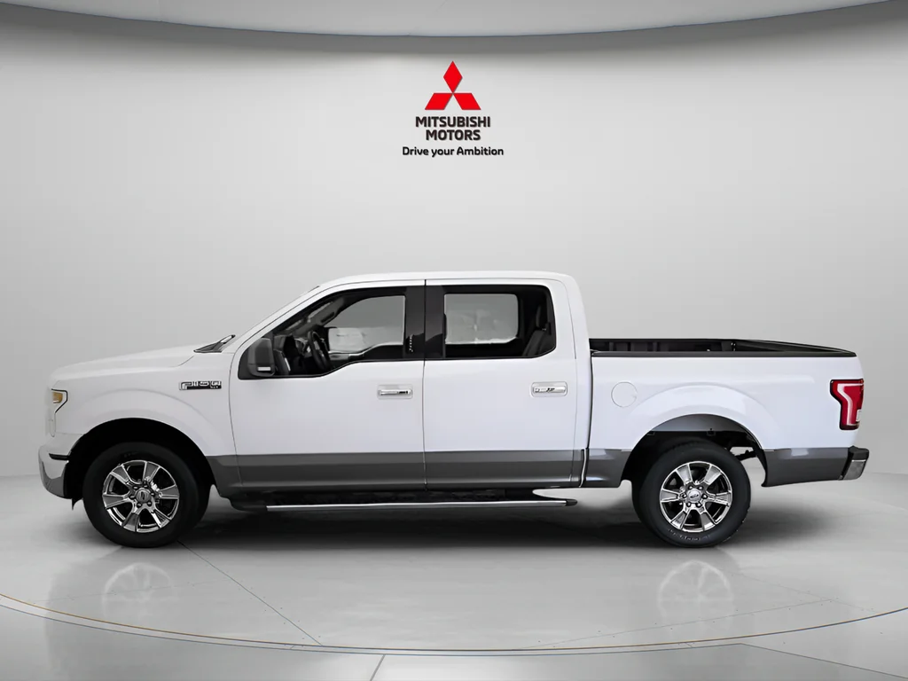 Used 2016 Oxford White Ford XLT image 10