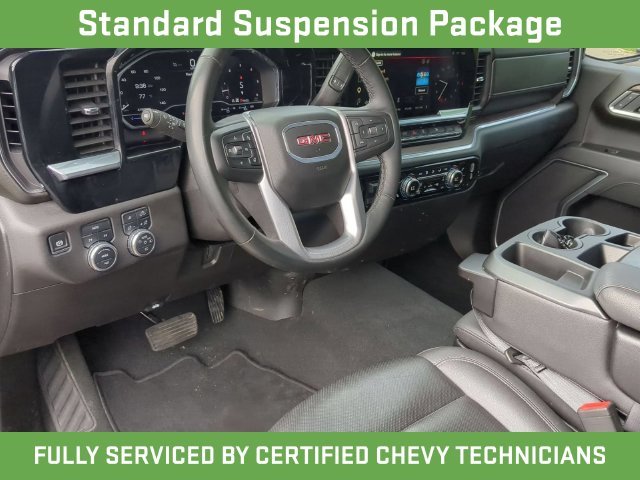 Used 2025 Silver GMC SLT image 23