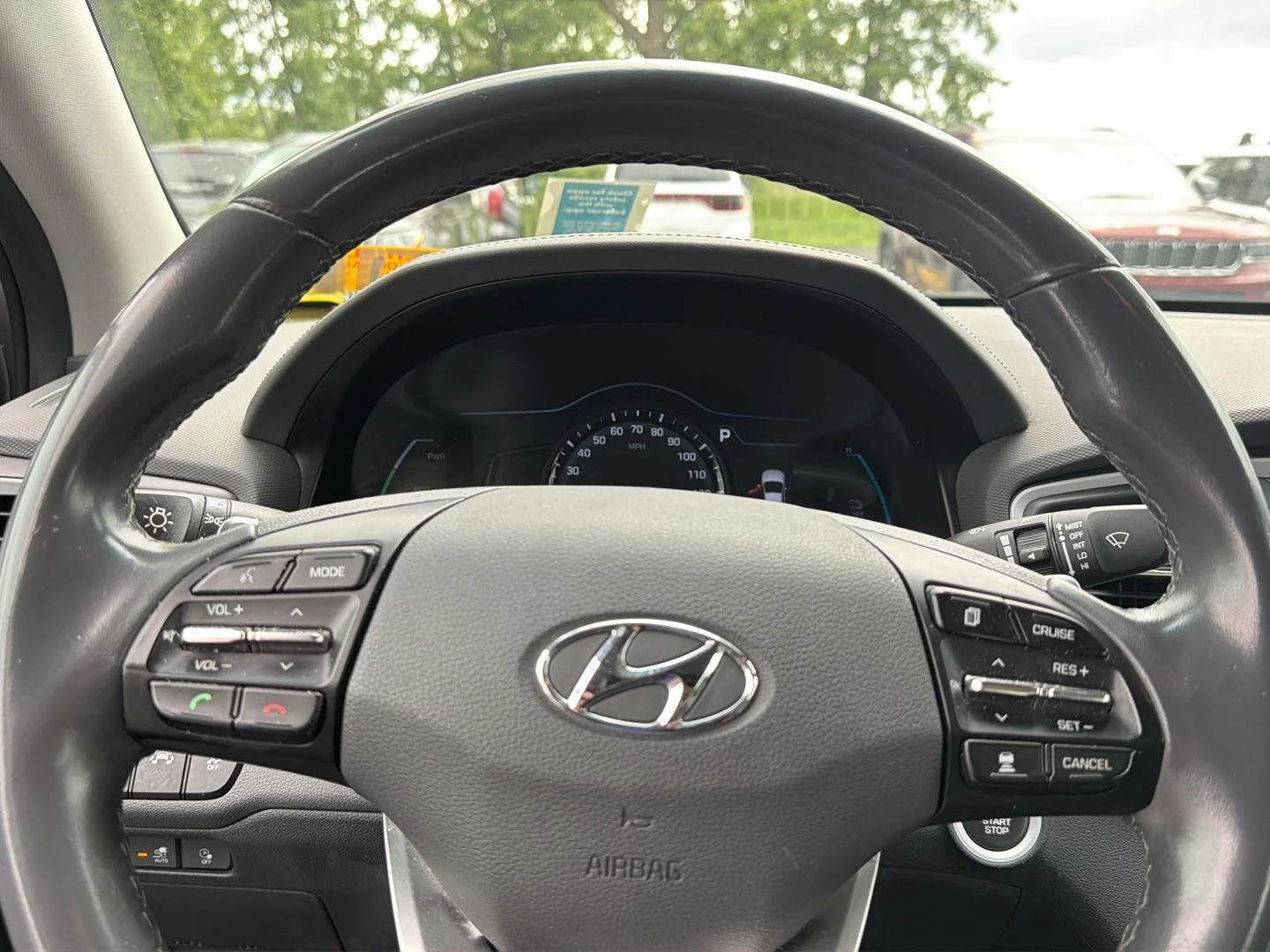 Used 2019 Wh Hyundai  image 7