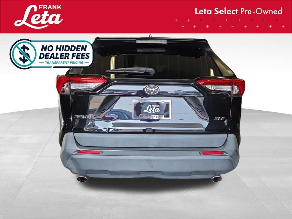 Used 2019 Midnight Black Metallic Toyota  image 5